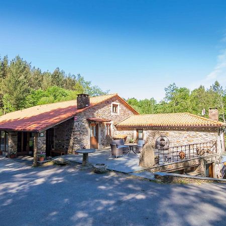 O Muino De Pena Hotel O Pino Bagian luar foto
